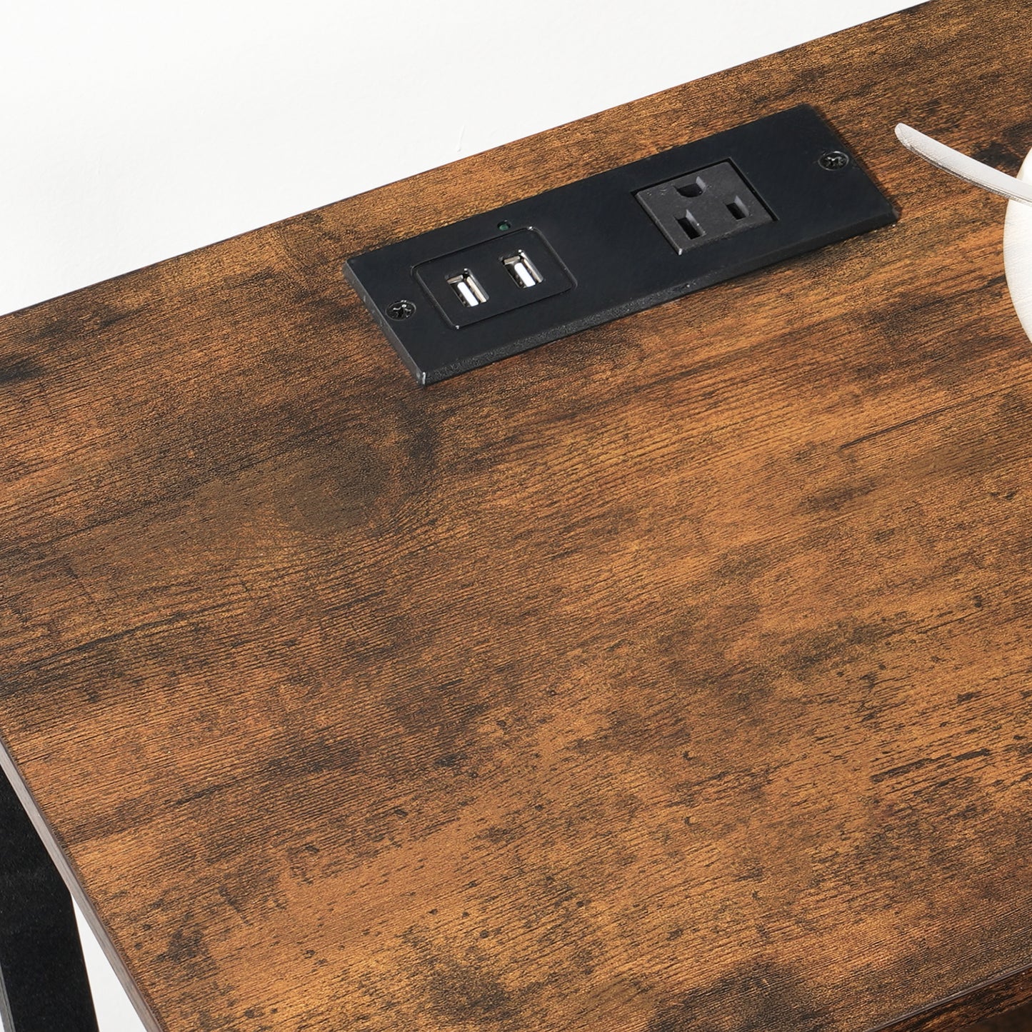 MAHANCRIS End Table with Charging Station